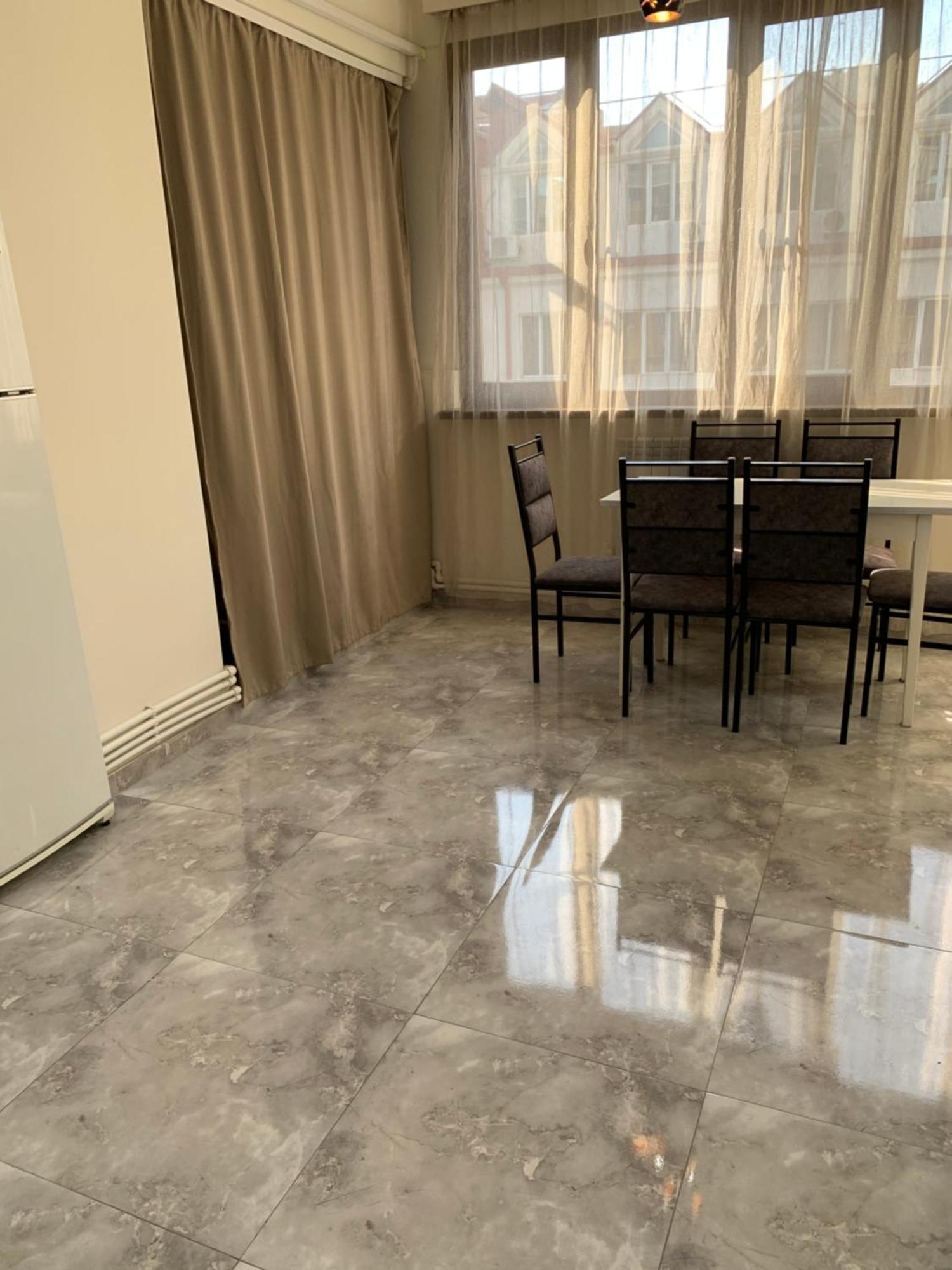Apartment In The Center Of 예레반 외부 사진